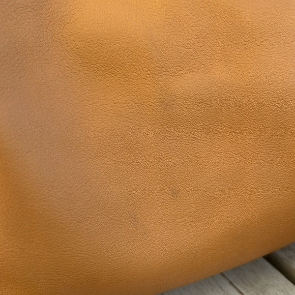 Loewe Flamenco Clutch Bag - Picture 6 of 8